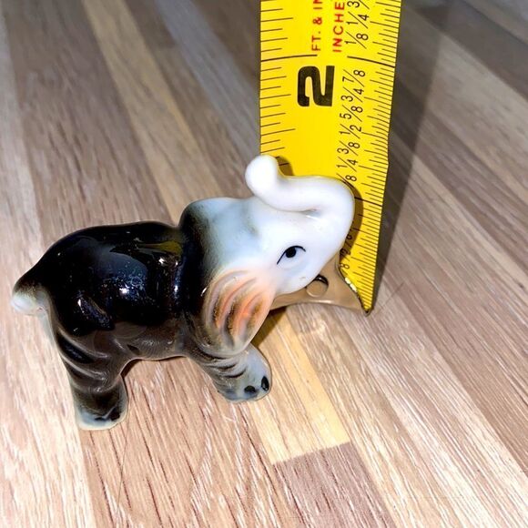 Elephant trunk up trinket ceramic Vintage figure - Picture 6 of 6